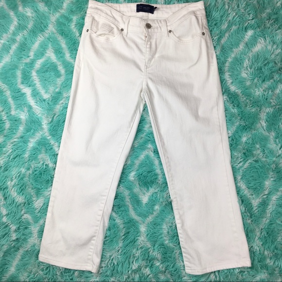 Levi's Pants - Levi’s White Demi Curve Capris